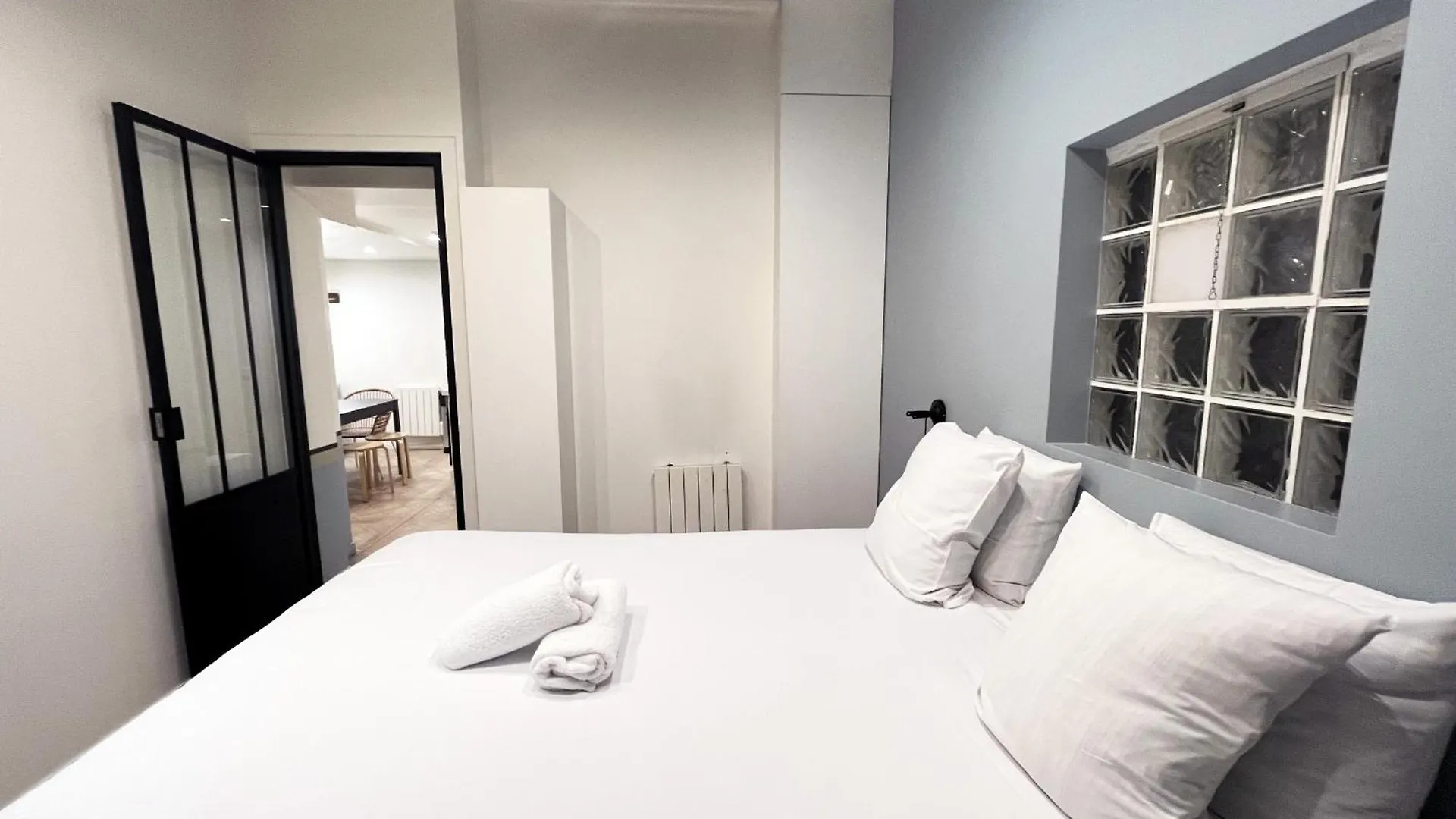 Apartment Urban Flat 86 - Charming Paris Central Flat